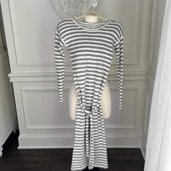 Madewell Dresses & Skirts - Madewell Sweater Maxi Dress